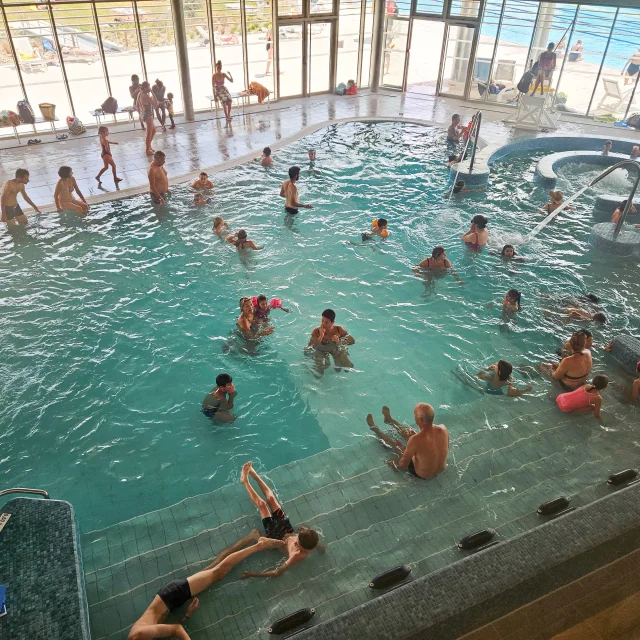 Piscine Ete Ville De Millau 02 Min