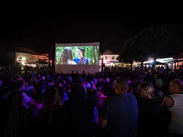 Cine al aire libre