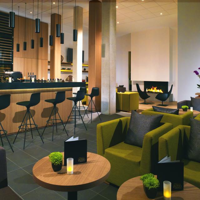 Marriott Bar
