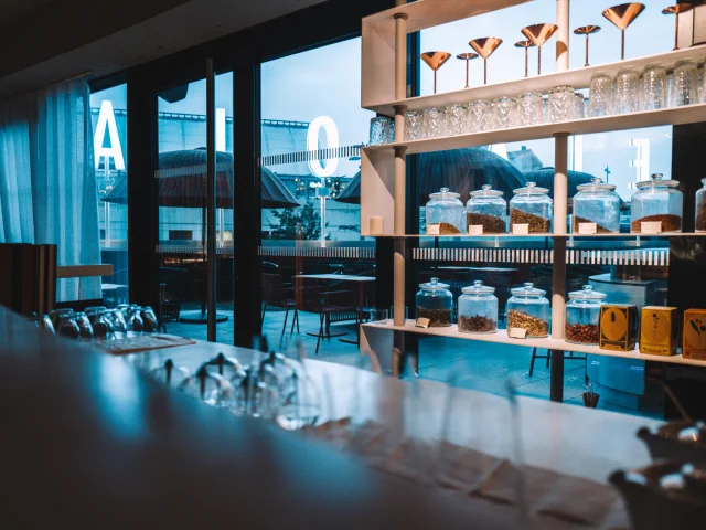 Nectar cocktail club