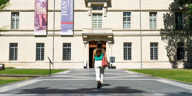 Muséefabre_exterieur_verticale