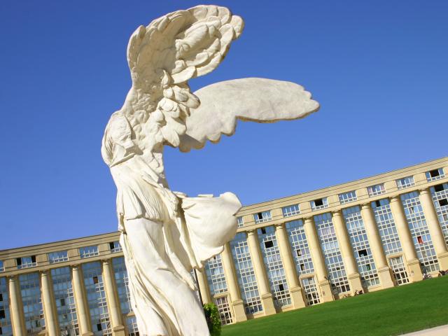 Statue Antigone