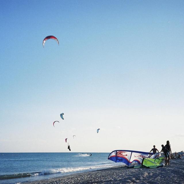 Villeneuve-les-Maguelone-kitesurf-plage-mer-metropole-montpellier.jpg