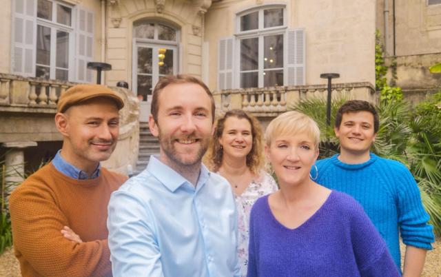 Equipe_servicecommercial_groupes.jpg