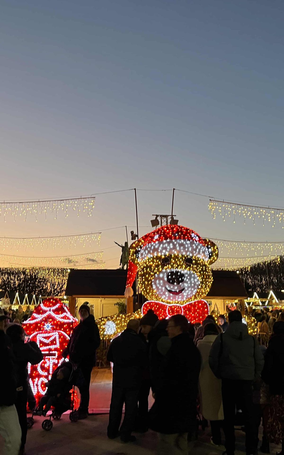 Illuminations et marché de Noël | Montpellier Tourisme