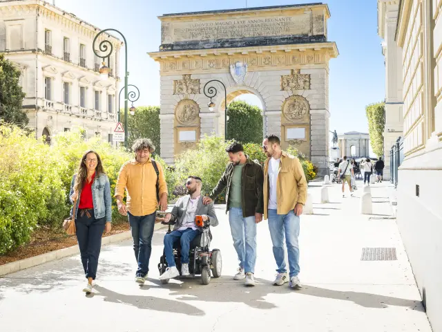 Arc_triomphe_groupes_amis