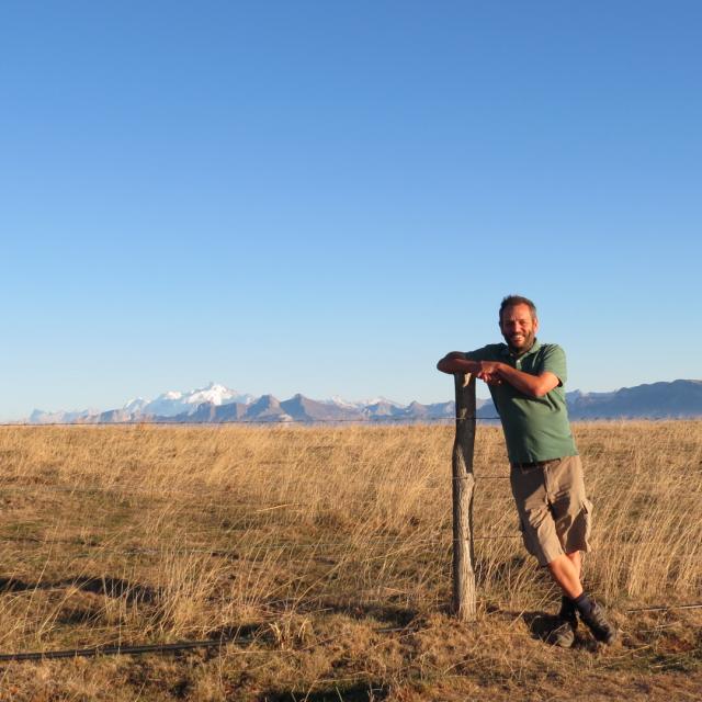 Dominique Ernst, Alpage Des Crêts Au Salève, Automne 2018. Ambiance De Pampa Argentine Sur Fond De Mont Blanc