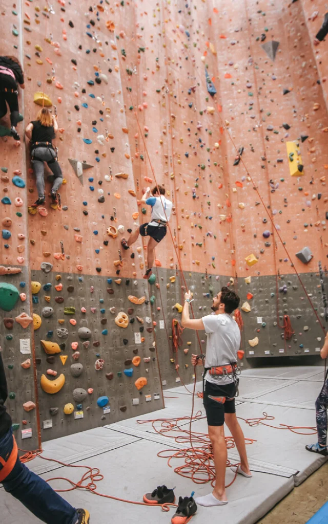 Indoor Climbing At Ucpa Vitam Ot Monts du Genevois A.modylevskaia 4238 1400px