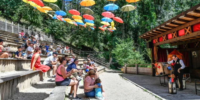 Vue sur le spectacle de magie du Grand Parc d'Andilly
