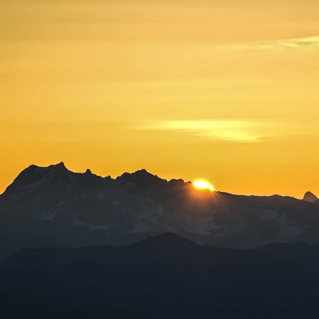 Instagram #montsdugenevois