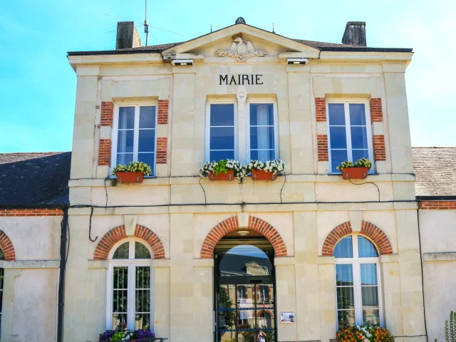 Mairie Colpo8681 Loickersuzan Morbihantourisme Fin34