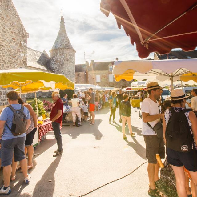 Marché, Le Guerno