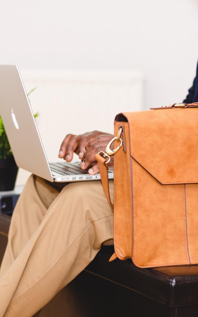 Businessman sac ordinateur