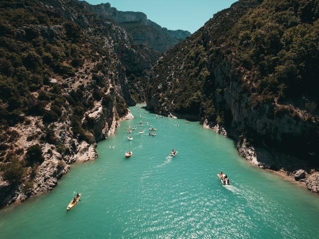 Pexels Kyle Loftus 2734521
