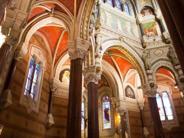 Basilique Saint-Sixte à Ars-sur-Formans