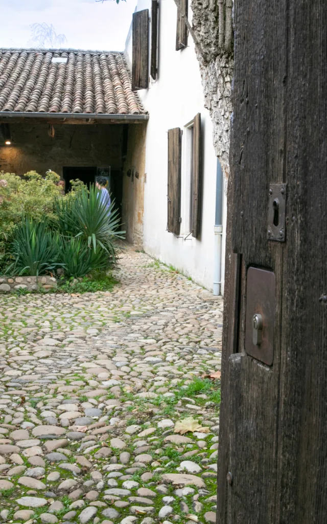 Maison du Saint Curé à Ars-sur-Formans.