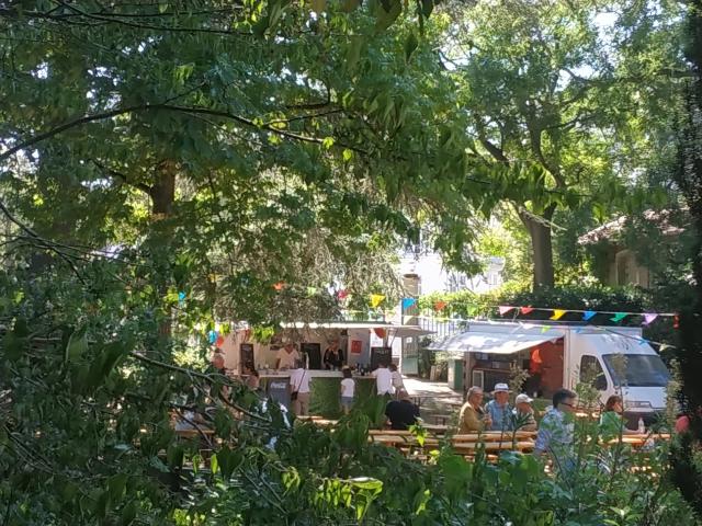 Guinguette Blondlot Julie Fort
