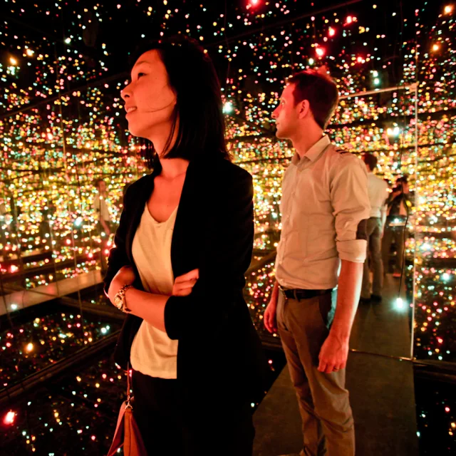 Infinity-mirror-room-Gaelle-Girard-Marchandise.jpg
