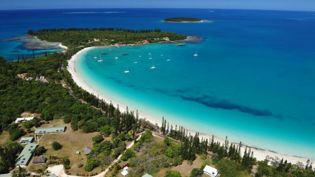 Plage de Kuto vue du ciel - île des Pins