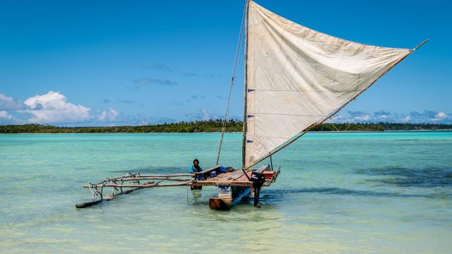Baie d'Upi - île des pins - Pirogue