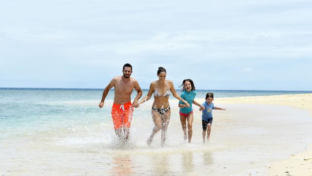 Plage en famille - Nouvelle-Calédonie