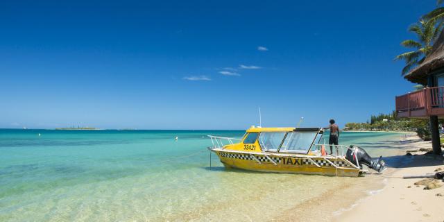 Taxi boat - Nouméa
