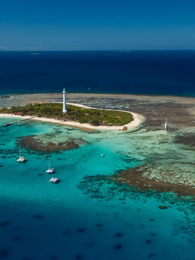 Croisière catamaran Phare Amédée