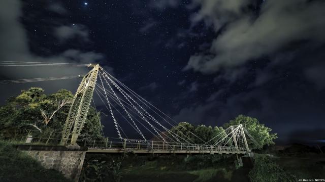 Passerelle Marguerite - La Foa