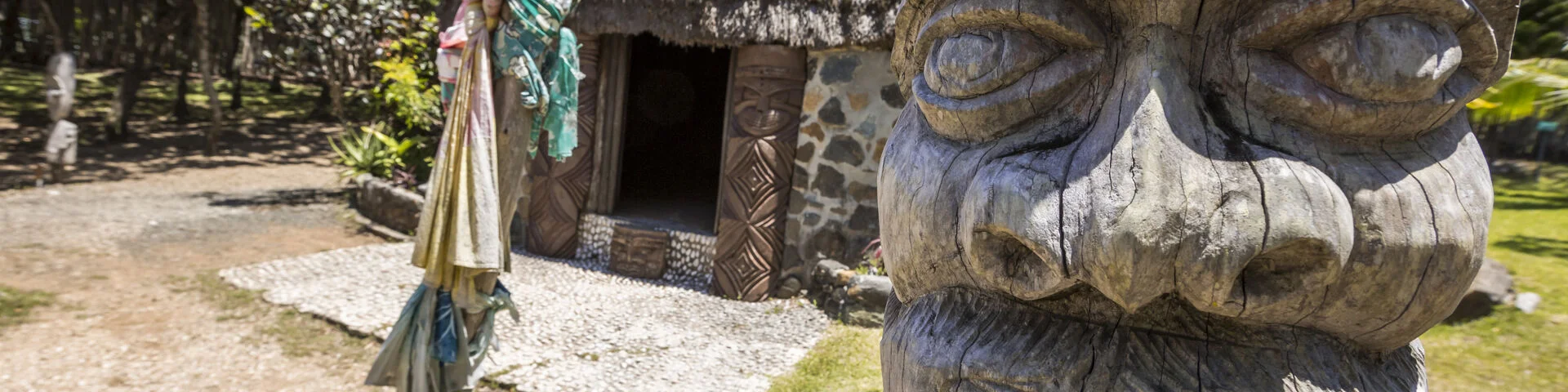 Sculpture traditionnelle Kanak au Centre Culturel Tjibaou à Nouméa, en Nouvelle-Calédonie.