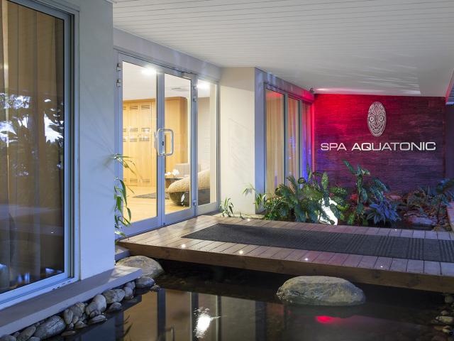 Spa Aquatonic de l'hôtel Château Royal à Nouméa en Nouvelle-Calédonie.