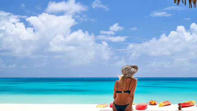 Relaxation on the beach in Ouvéa