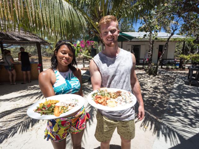 Buffet sur l'îlot Amédée à Nouméa