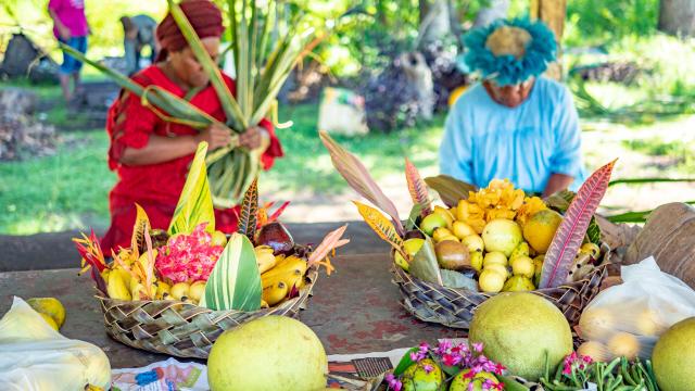 Women's market of Wenene in Thio