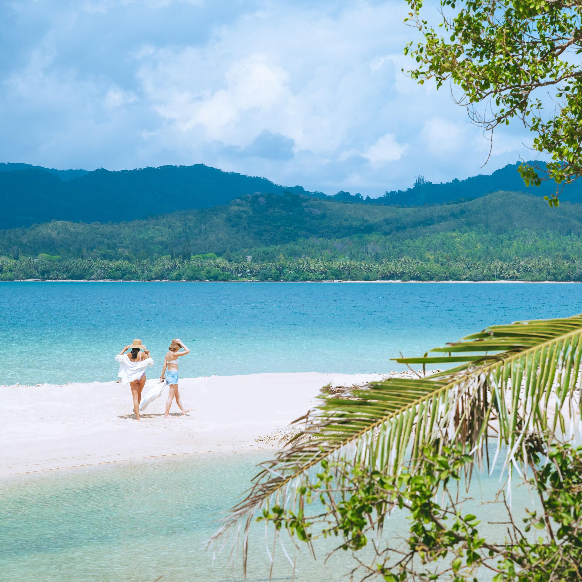 Beach and lagoon of Poindimié
