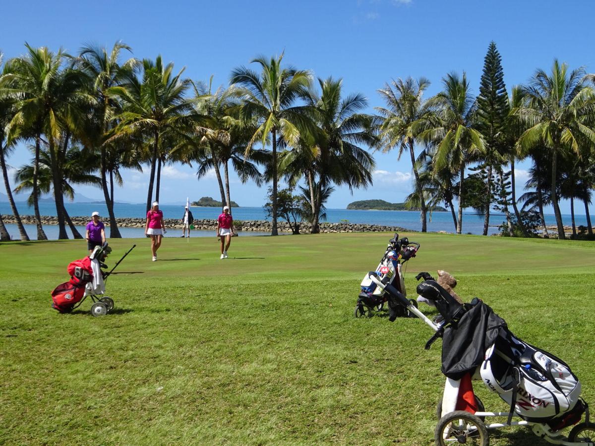 Golfing Paradise in New Caledonia | New Caledonia Tourism: The o…
