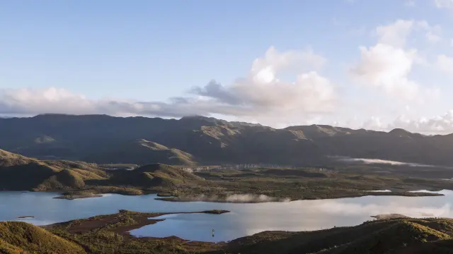 Lake of Yaté in the Great South