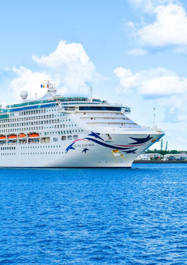 Paquebot Croisière P&O, Pacific Explorer en Nouvelle-Calédonie