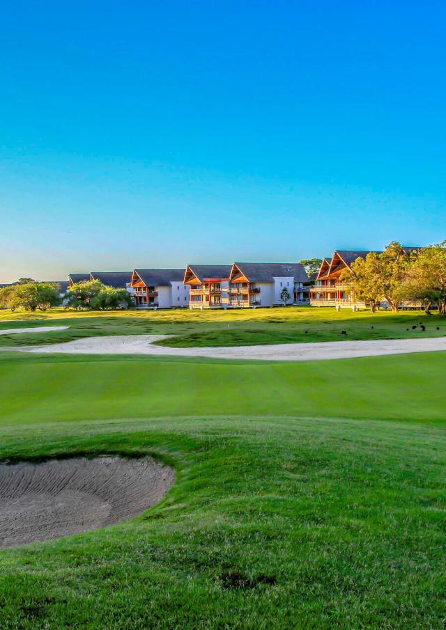 Exclusiv Golf at Sheraton Deva in Bourail