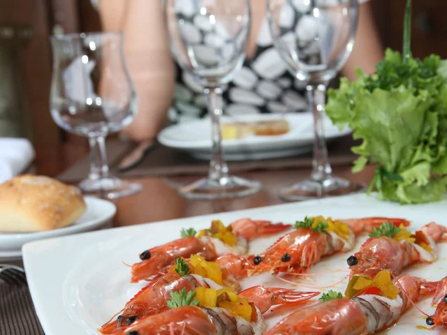 Fresh shrimps at Nouméa's restaurant