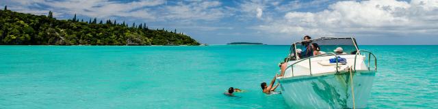 Excursion to the Loyalty Islands lagoon