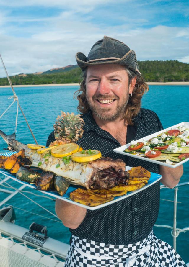 Déguster un poisson du lagon de Nouvelle-Calédonie
