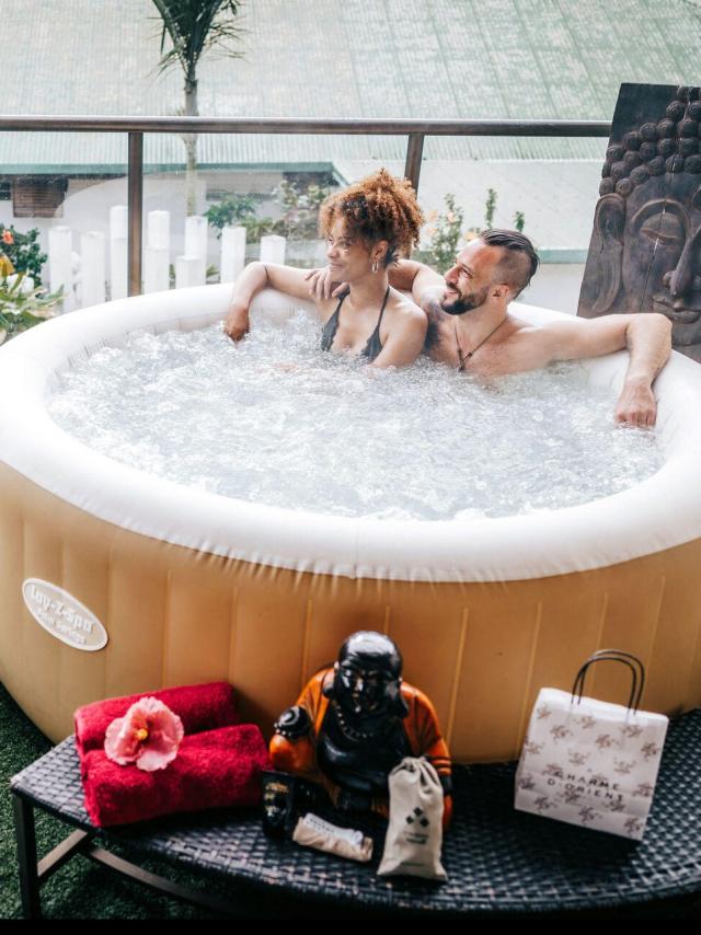 Détente spa en couple en Nouvelle-Calédonie