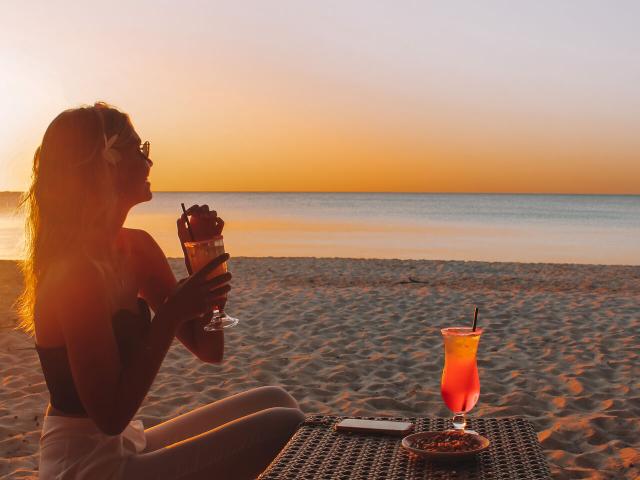 Cocktail et sunset à Ouvéa