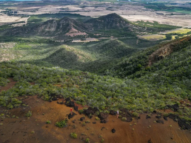 Hiking the Tia Plateau, Pouembout