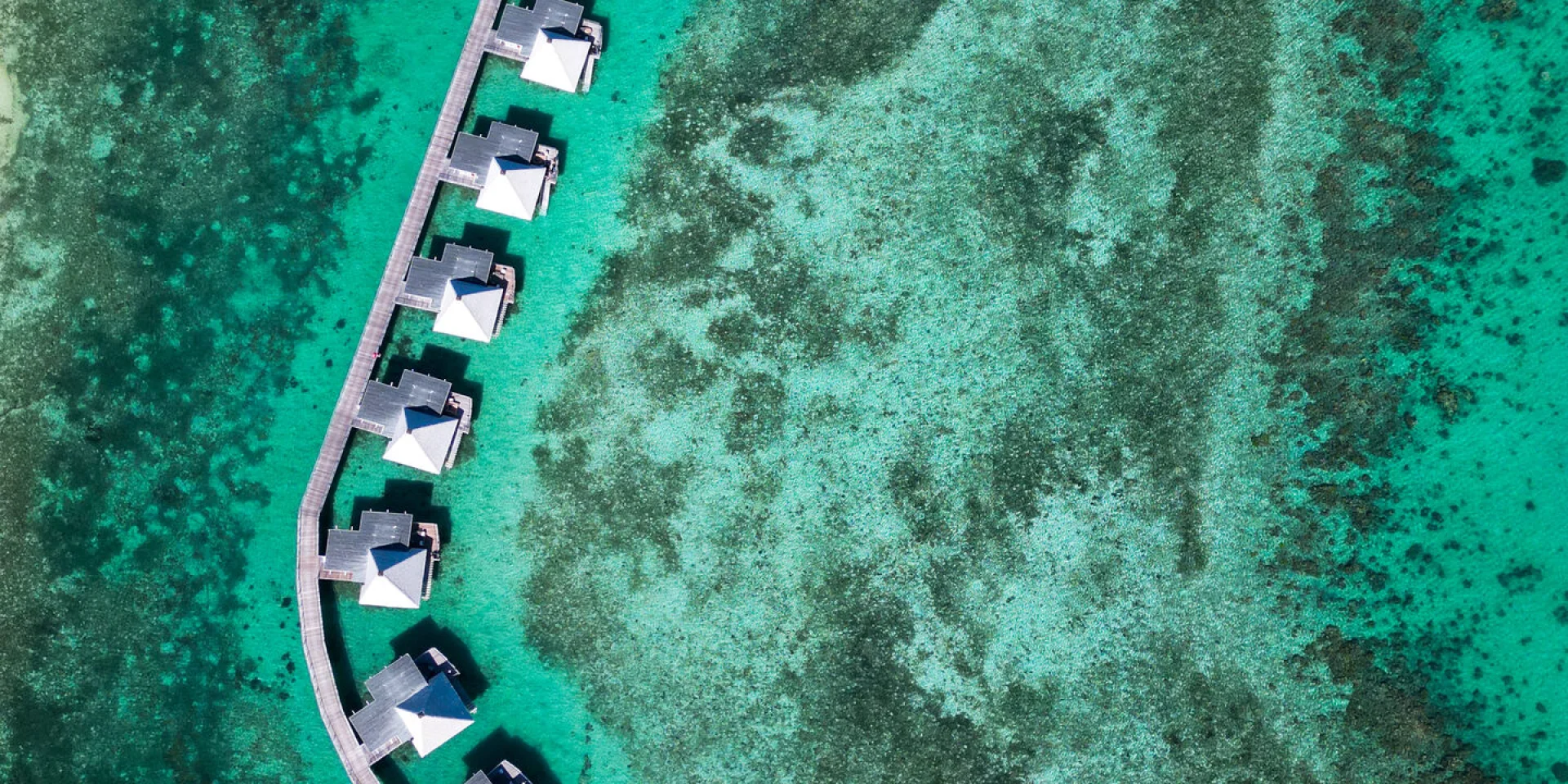Vue aérienne DoubleTree by Hilton Noumea Ilot Maitre Resort