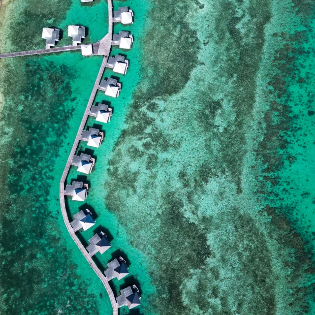 Vue aérienne DoubleTree by Hilton Noumea Ilot Maitre Resort