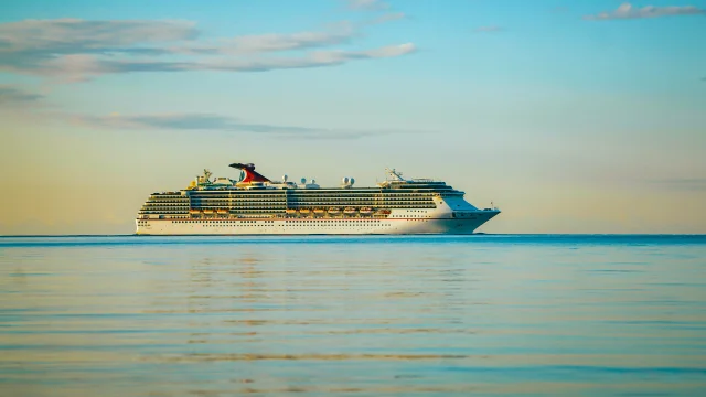 Bateau de croisière à Nouméa