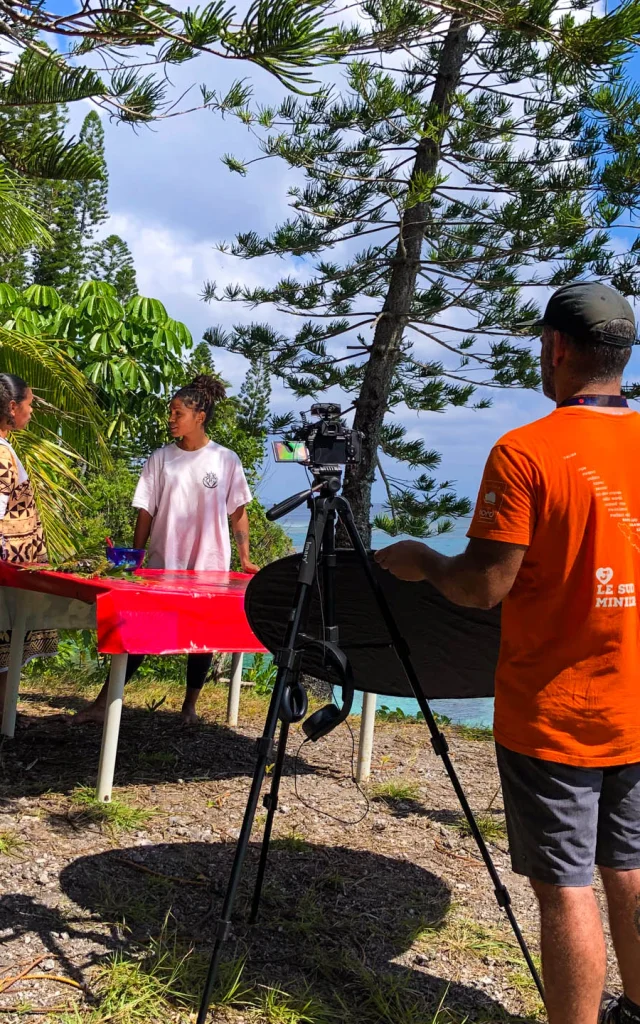 Tournage d'un reportage Coup'Brousse dans les îles de Nouvelle-Calédonie