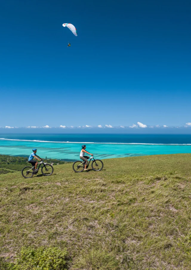 VTT et parachute au Domaine de Déva