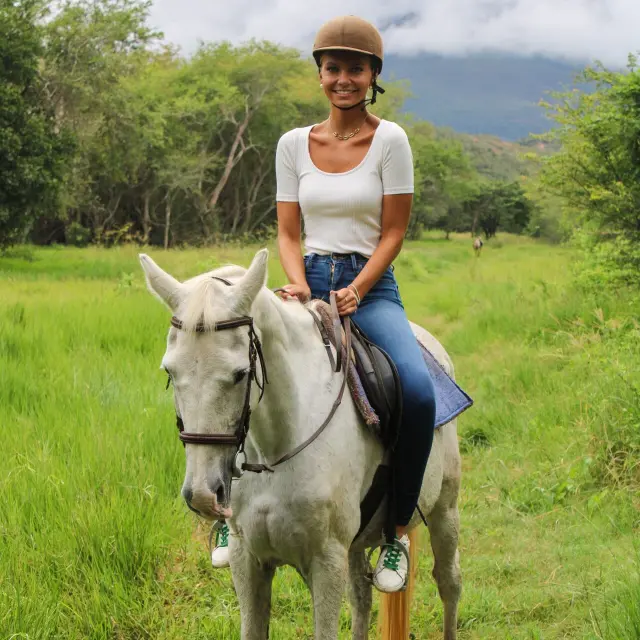 Randonnée équestre à Ouenghi